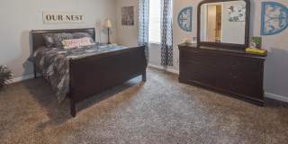 The Onyx at 3211 Gallery 40