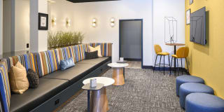 RiverHaus Gallery 20