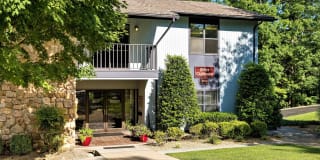 Cross Creek Gallery 51