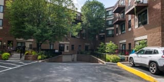 New Boston Square Gallery 28