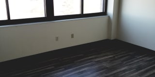 Colonial Point Apartments Gallery 4