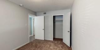 Luxe at Raleigh Apartments Gallery 14