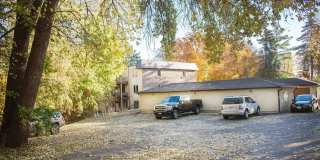 Glenbrook Gallery 25