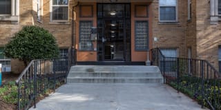 The Roberta Gallery 16