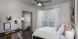 Yugo Greenville Uptown - Student Housing Gallery 28