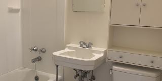 Green Lake Manor Gallery 5