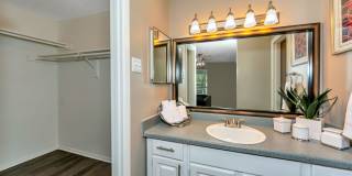 River Park Gallery 17