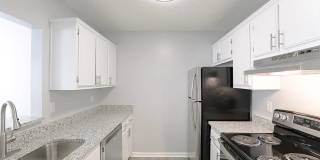 Shelby Grove Apartments Gallery 2