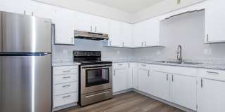 Albany Apartments Gallery 2