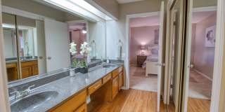 4000 Horizon Hill Gallery 19