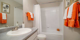 Northpointe Village Apartment Homes Gallery 13