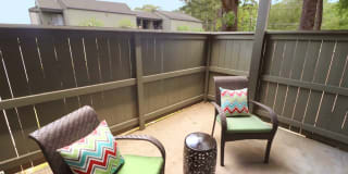 Seasons Apartments Gallery 18