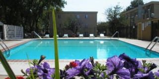 Ford Parkway Apartments Gallery 1