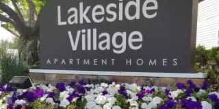 Lakeside Village Gallery 21