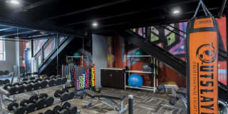 600 on Broad Gallery 4