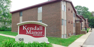 Kendall Manor Apartments Gallery 17