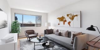 3510 North Pine Grove Gallery 1