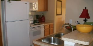 Raintree Apartment Homes Gallery 2
