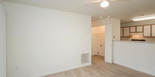 North Oak Crossing Gallery 8
