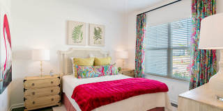 Exchange at Daphne Gallery 27