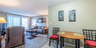 Rapid Court Apartments Gallery 2