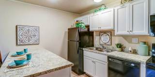 Aspen Meadows Apartments Gallery 2