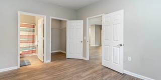 Flats at Market Street Gallery 41