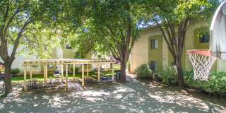 Pomona West - Student Housing Gallery 16