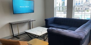 Yugo Greenville Uptown - Student Housing Gallery 113