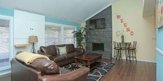 Metro Plex Apartments Gallery 6