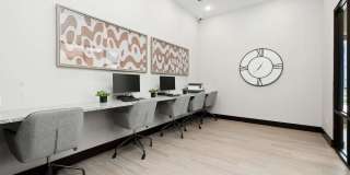 Oak Creek Gallery 30