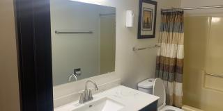 Fox River Bluff Apartments Gallery 26