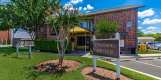 Brushy Creek Village Apts. Gallery 41