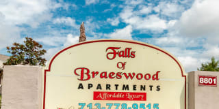 Falls of Braeswood Gallery 20