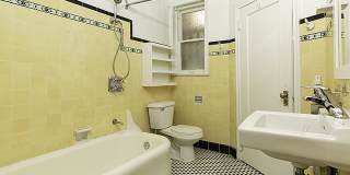 The Kensington Gallery 25