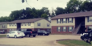 Newton Place Gallery 12