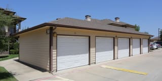 Estate Villas at Krum Gallery 60