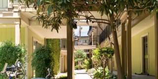 Oak Park Gallery 14