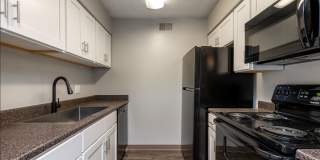 Emerald Hills Apartments Gallery 23