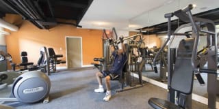 Adelphia House Gallery 9