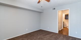 La Prada Place Apartments Gallery 42