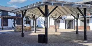 Berkshire Square Gallery 3