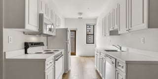 1300 Chestnut Street Gallery 19