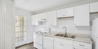 The Residences at Lakeview Gallery 1