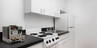 350 West Oakdale Gallery 8