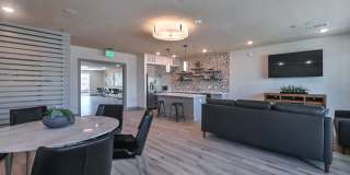 The Moderne Gallery 16