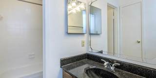 Stone Hollow Apartments Gallery 17