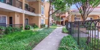 Villas of Mission Bend Gallery 16