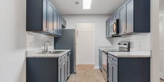 Hampton Place Luxury Apartment Gallery 30