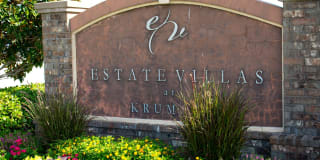 Estate Villas at Krum Gallery 73